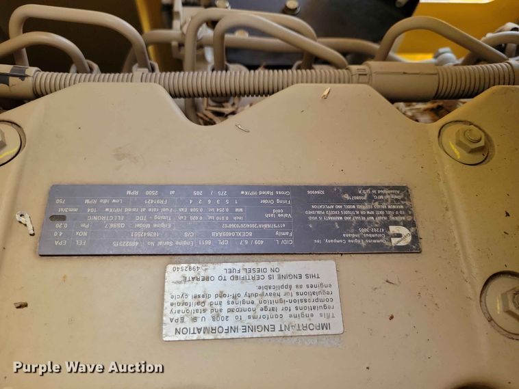 image for item EE1049 2010 Vermeer BC2100XL wood chipper