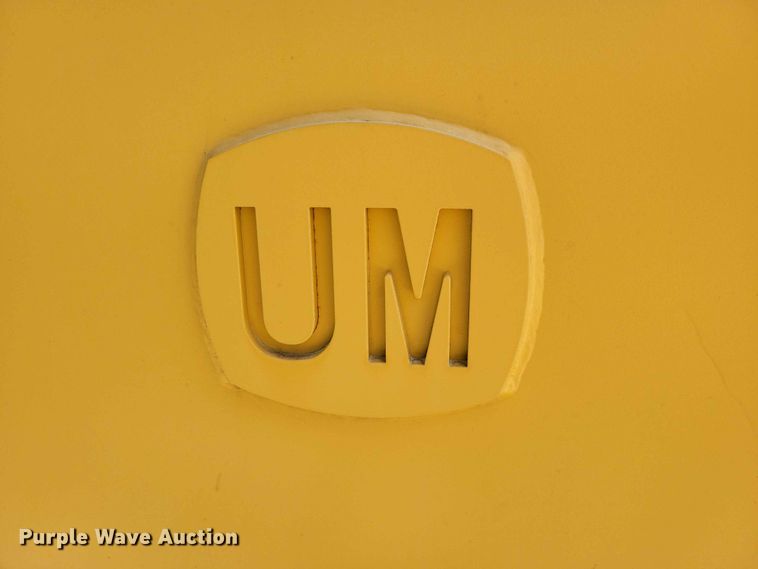 image for item EE1051 UM wheel loader bucket