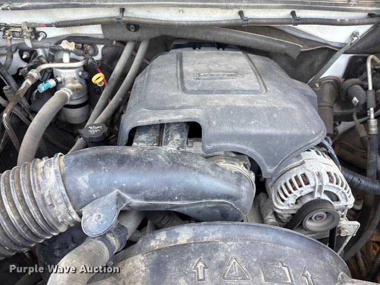 image for item EF1168 2008 Chevrolet Silverado 2500HD utility bed pickup truck