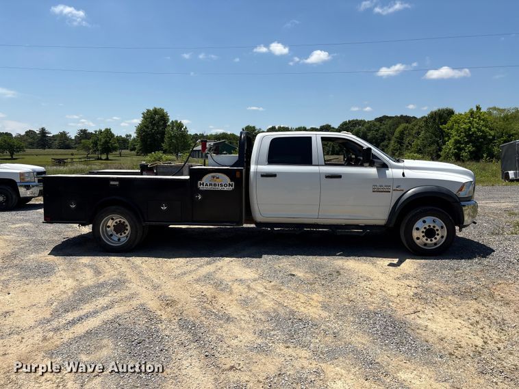 image for item EF1169 2017 RAM 5500 Crew Cab flatbed truck