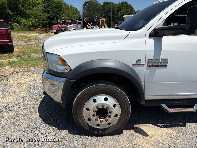 image for item EF1169 2017 RAM 5500 Crew Cab flatbed truck