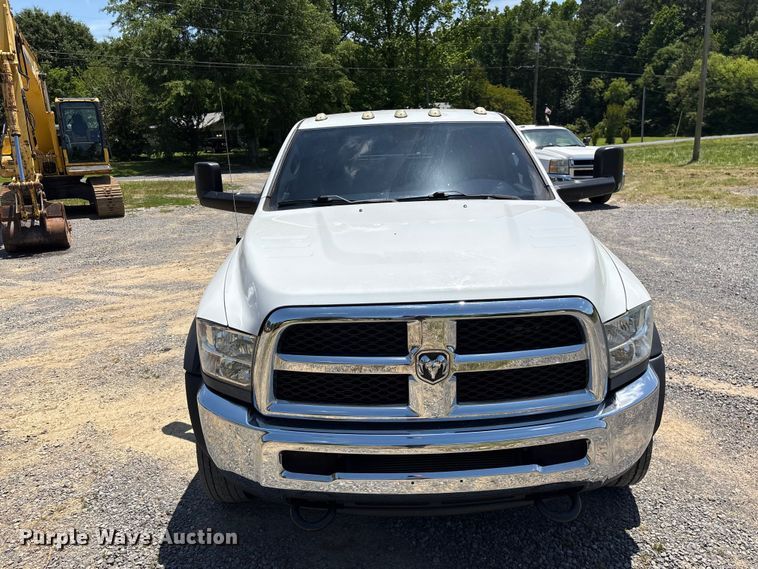 image for item EF1169 2017 RAM 5500 Crew Cab flatbed truck