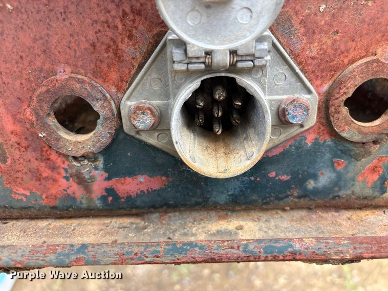 image for item EF1172 1996 Heil end dump trailer