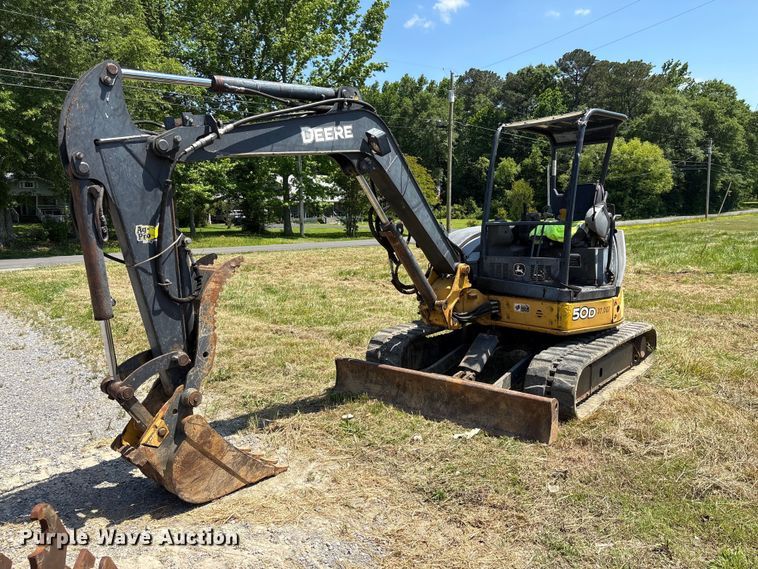 image for item EF1173 2008 John Deere 50D mini excavator