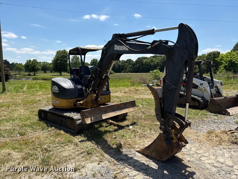 image for item EF1173 2008 John Deere 50D mini excavator