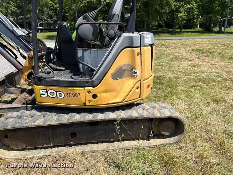 image for item EF1173 2008 John Deere 50D mini excavator