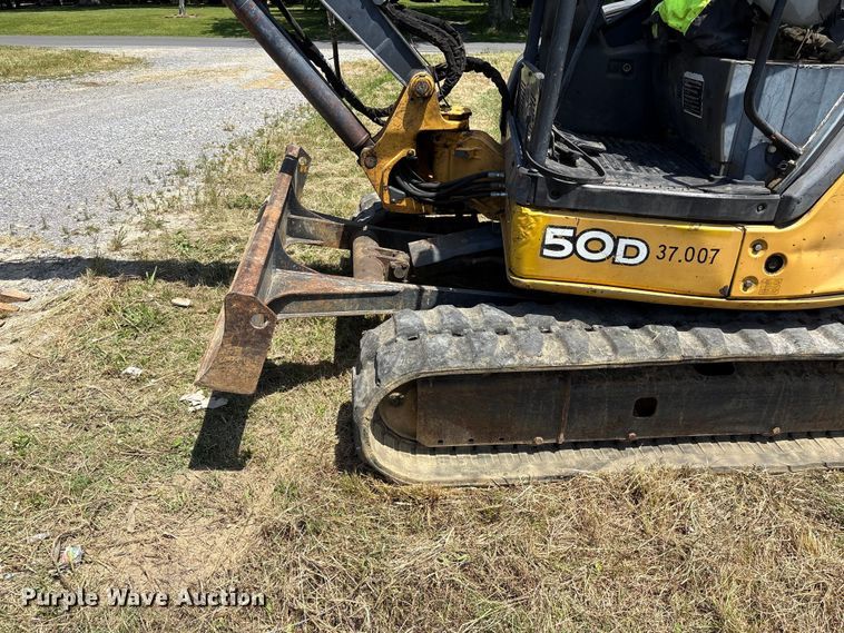 image for item EF1173 2008 John Deere 50D mini excavator