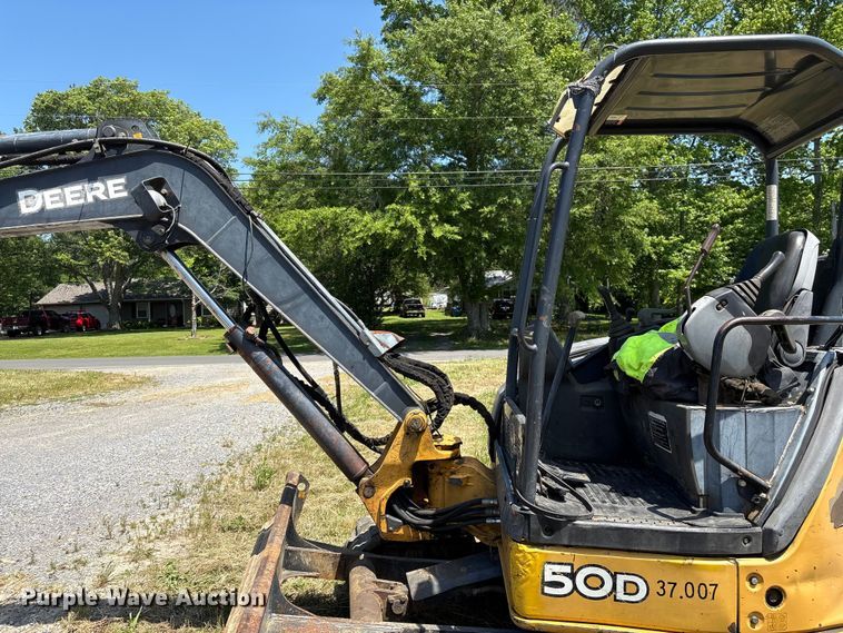 image for item EF1173 2008 John Deere 50D mini excavator