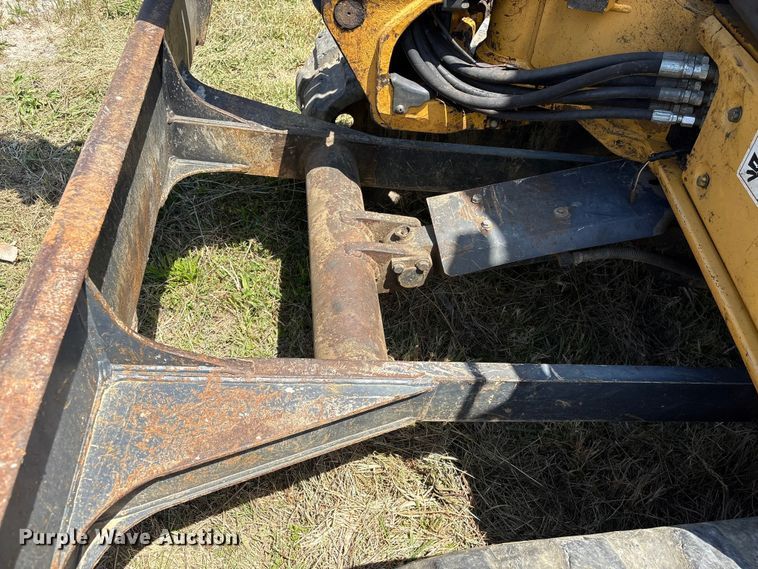 image for item EF1173 2008 John Deere 50D mini excavator