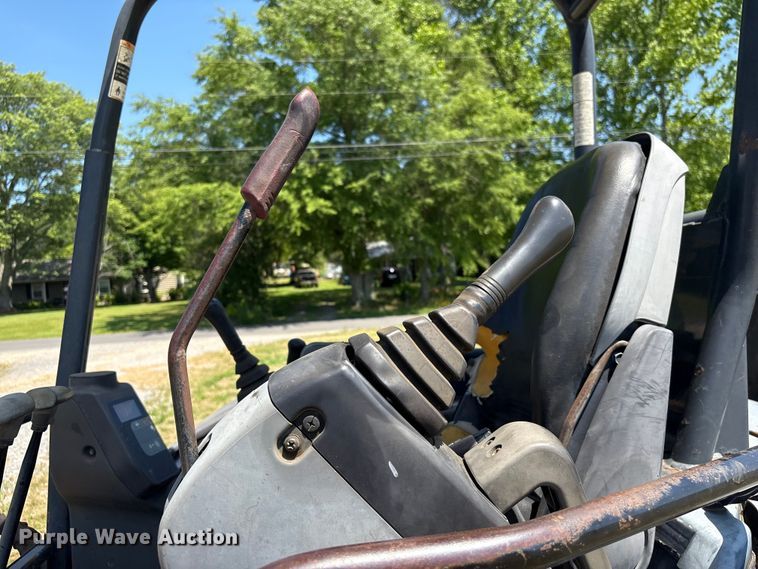 image for item EF1173 2008 John Deere 50D mini excavator