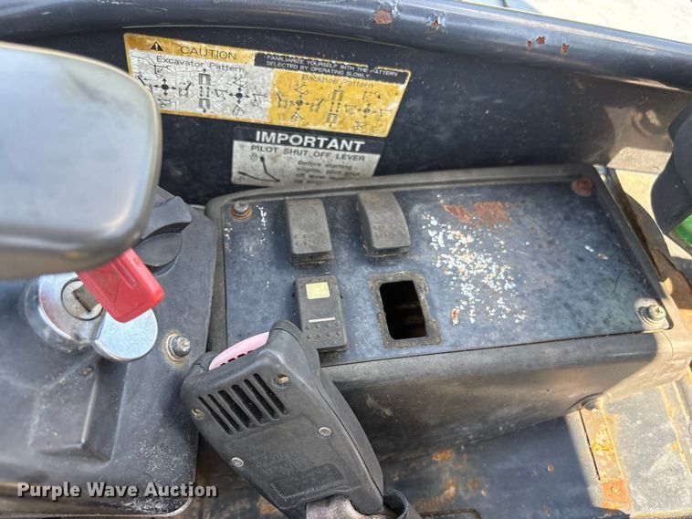 image for item EF1173 2008 John Deere 50D mini excavator