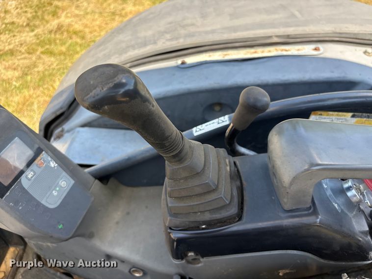 image for item EF1173 2008 John Deere 50D mini excavator