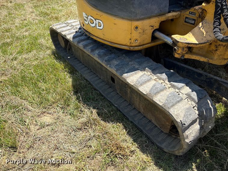 image for item EF1173 2008 John Deere 50D mini excavator