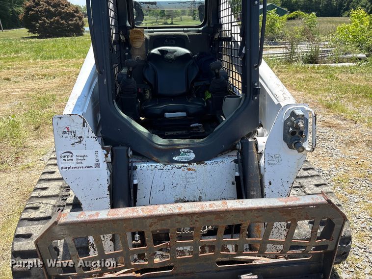 image for item EF1174 2018 Bobcat T650 tracked skid steer loader