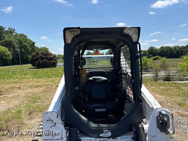 image for item EF1174 2018 Bobcat T650 tracked skid steer loader