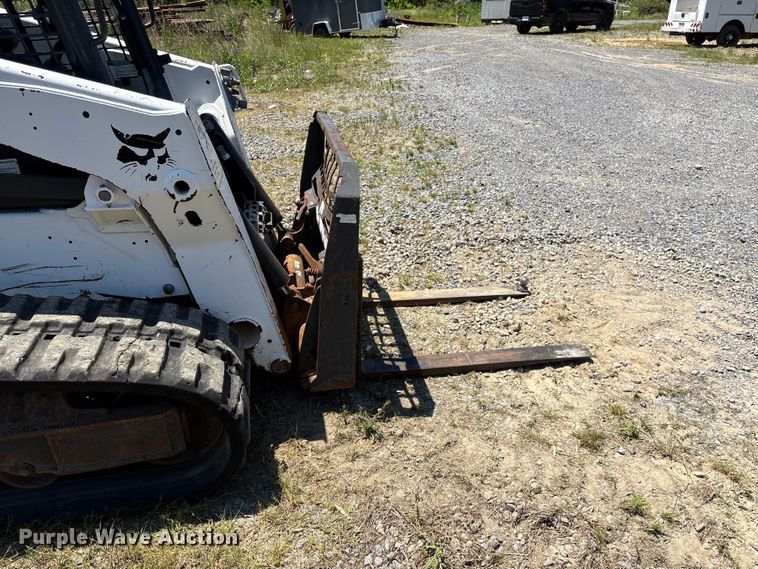 image for item EF1174 2018 Bobcat T650 tracked skid steer loader