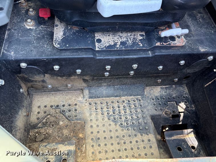 image for item EF1174 2018 Bobcat T650 tracked skid steer loader