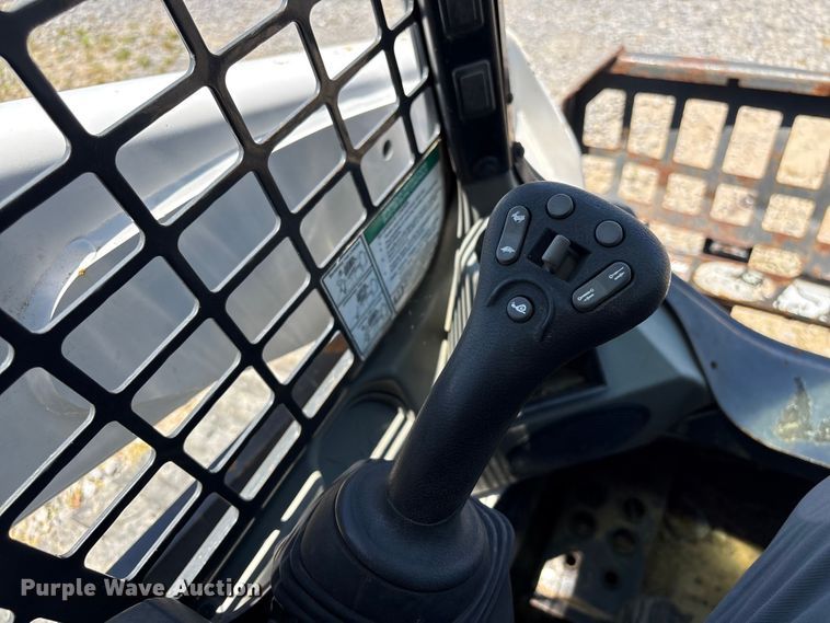 image for item EF1174 2018 Bobcat T650 tracked skid steer loader