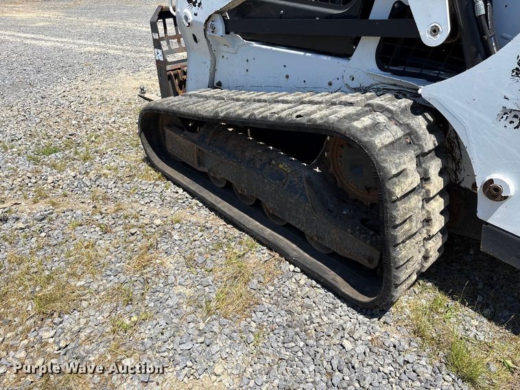 image for item EF1174 2018 Bobcat T650 tracked skid steer loader