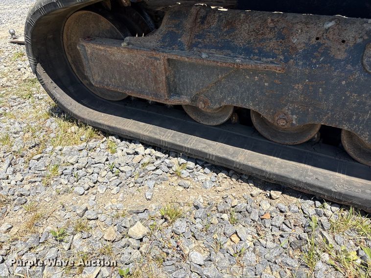 image for item EF1174 2018 Bobcat T650 tracked skid steer loader