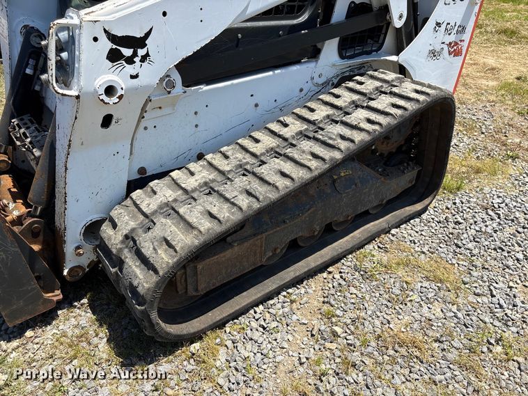 image for item EF1174 2018 Bobcat T650 tracked skid steer loader