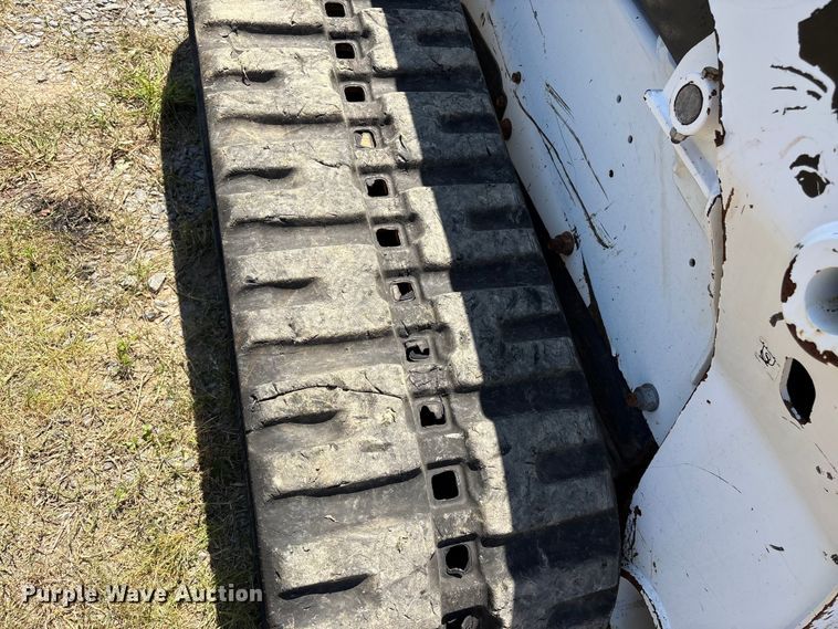 image for item EF1174 2018 Bobcat T650 tracked skid steer loader