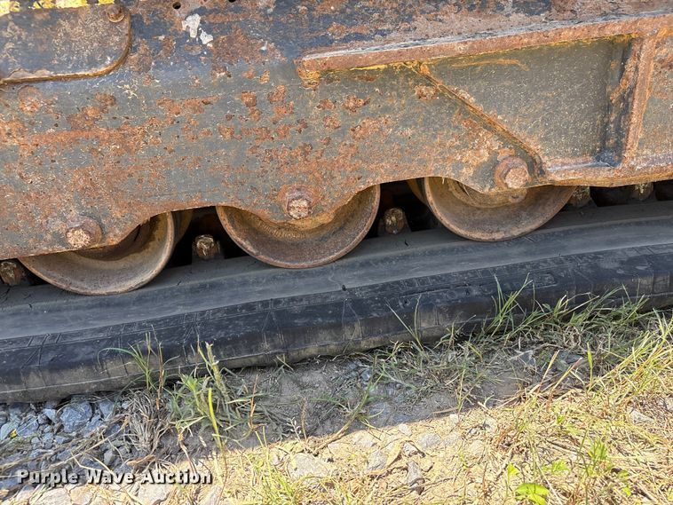 image for item EF1174 2018 Bobcat T650 tracked skid steer loader