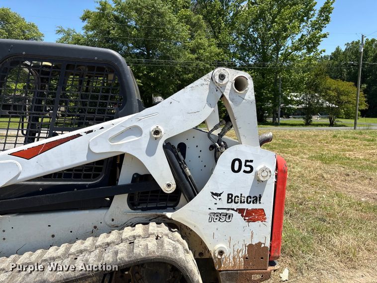image for item EF1175 2019 Bobcat T650 tracked skid steer loader