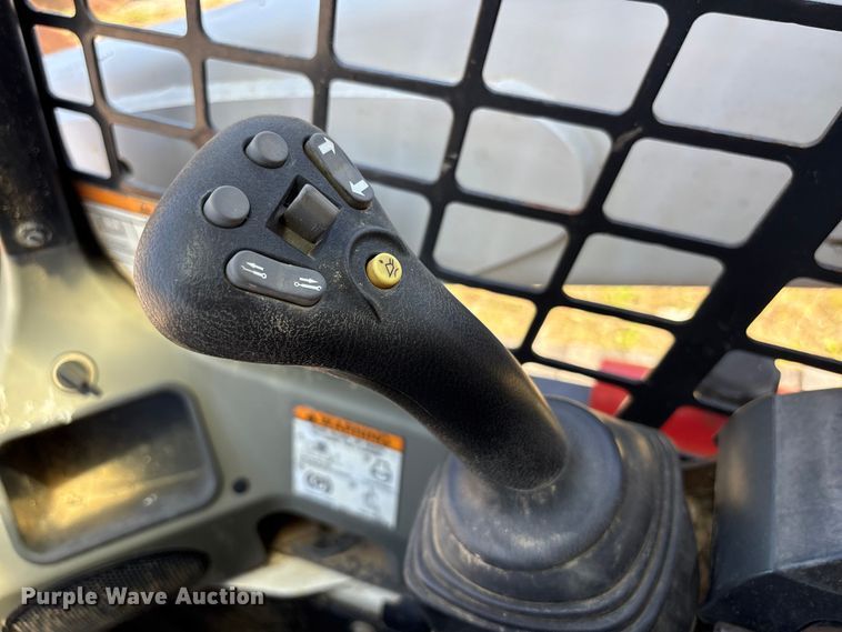 image for item EF1175 2019 Bobcat T650 tracked skid steer loader