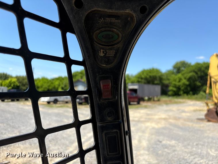 image for item EF1175 2019 Bobcat T650 tracked skid steer loader