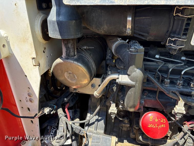 image for item EF1175 2019 Bobcat T650 tracked skid steer loader