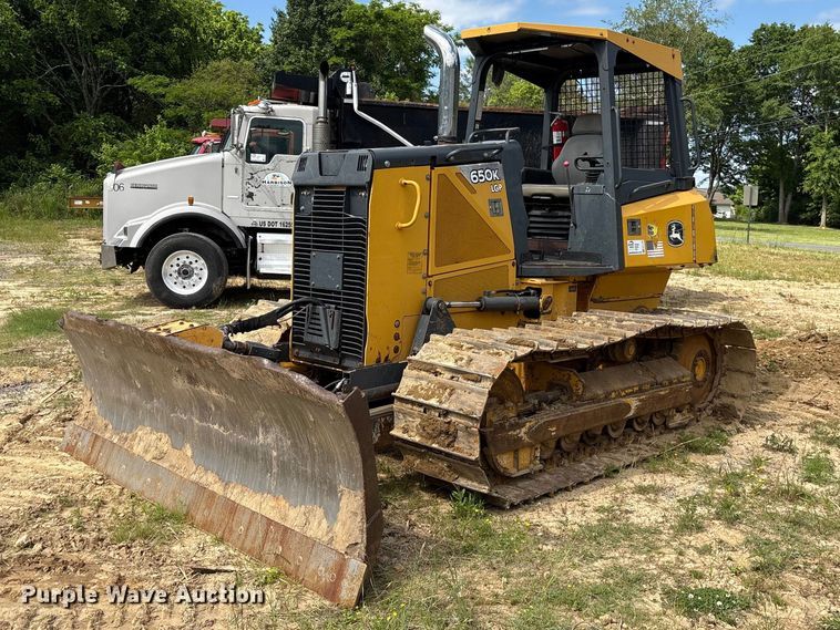 image for item EF1176 2012 John Deere 650K LGP dozer