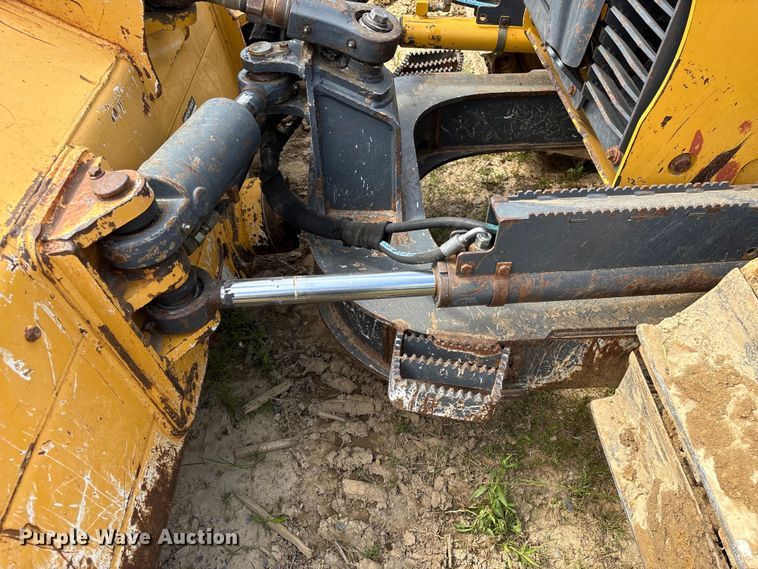 image for item EF1176 2012 John Deere 650K LGP dozer