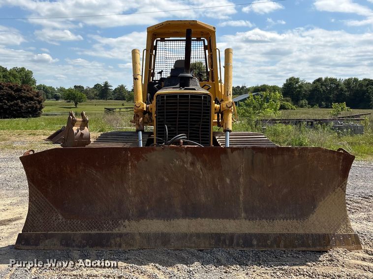 image for item EF1177 John Deere 750C dozer