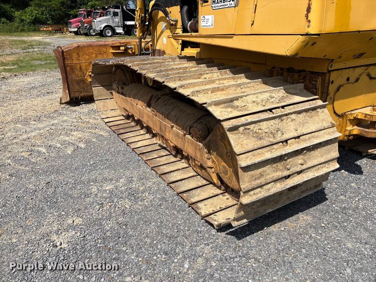 image for item EF1177 John Deere 750C dozer