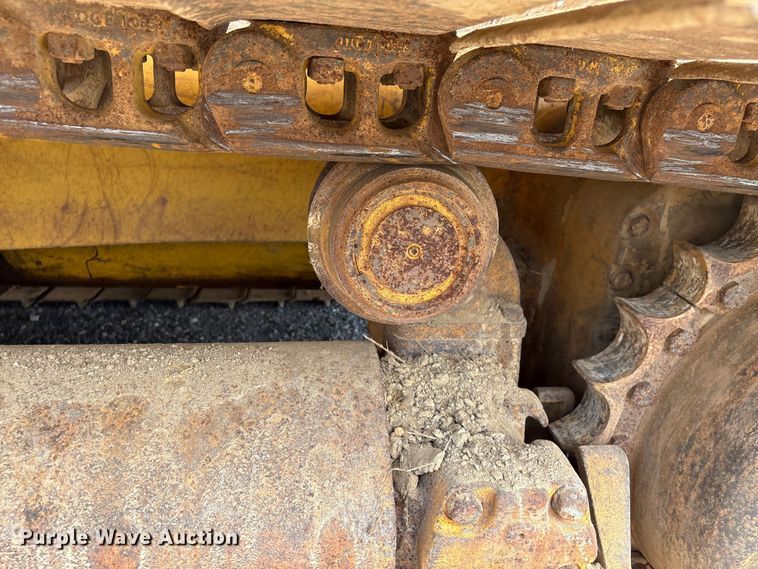 image for item EF1177 John Deere 750C dozer