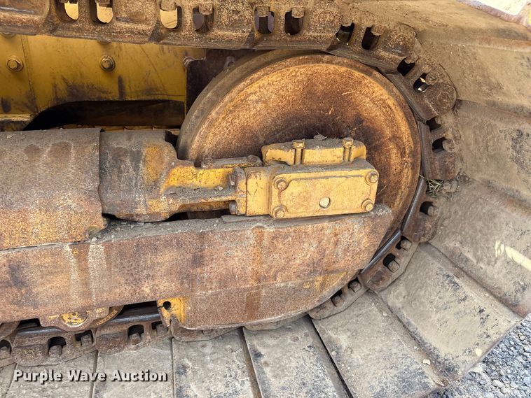 image for item EF1177 John Deere 750C dozer