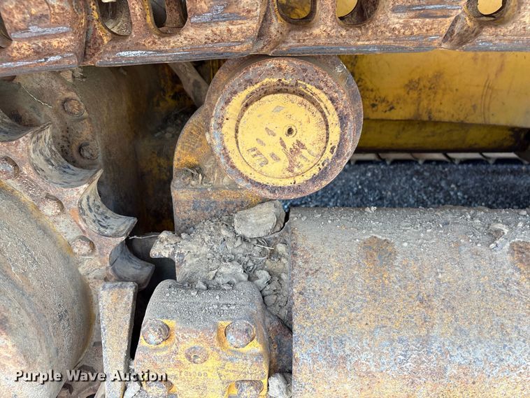 image for item EF1177 John Deere 750C dozer