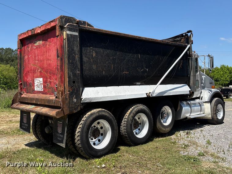 image for item EF1178 2007 Kenworth T800 dump truck