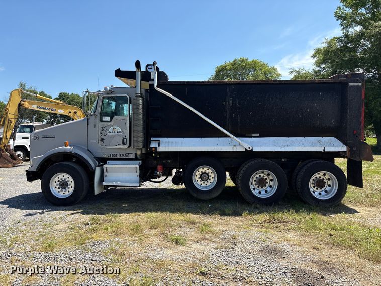 image for item EF1178 2007 Kenworth T800 dump truck