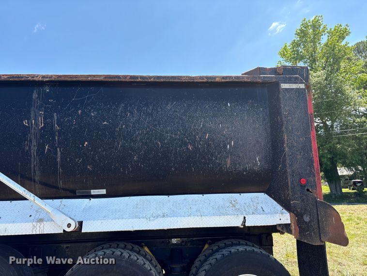 image for item EF1178 2007 Kenworth T800 dump truck