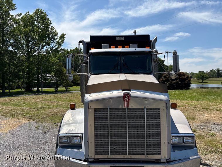 image for item EF1178 2007 Kenworth T800 dump truck