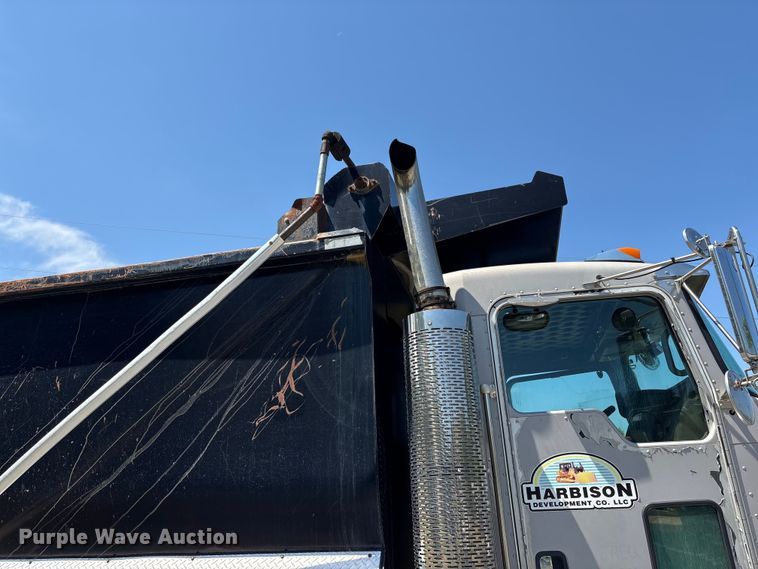 image for item EF1178 2007 Kenworth T800 dump truck