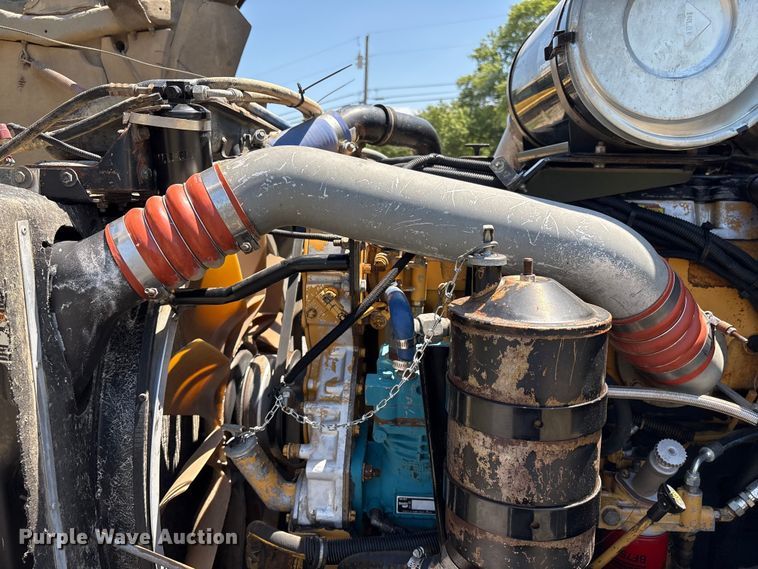 image for item EF1178 2007 Kenworth T800 dump truck