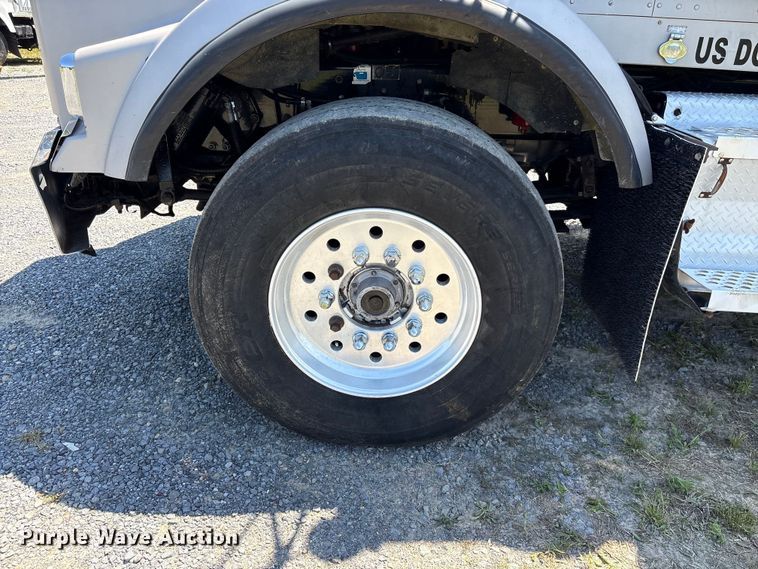 image for item EF1178 2007 Kenworth T800 dump truck
