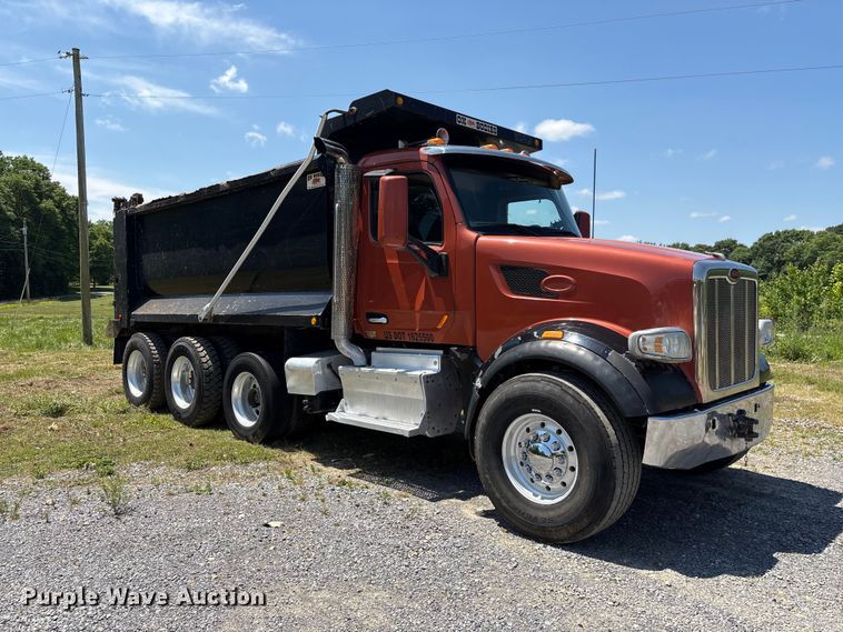image for item EF1179 2017 Peterbilt 567 dump truck