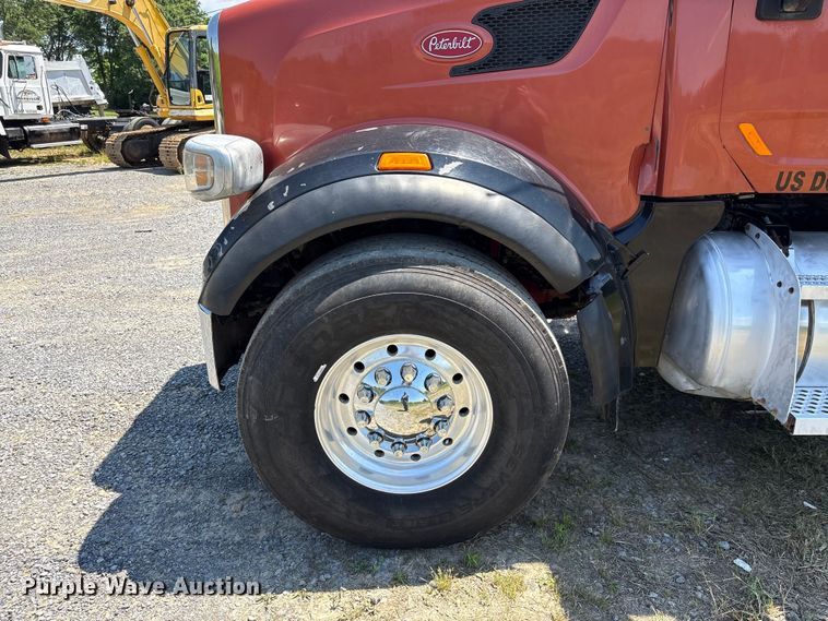 image for item EF1179 2017 Peterbilt 567 dump truck