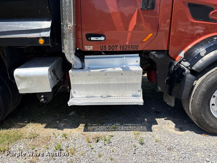 image for item EF1179 2017 Peterbilt 567 dump truck