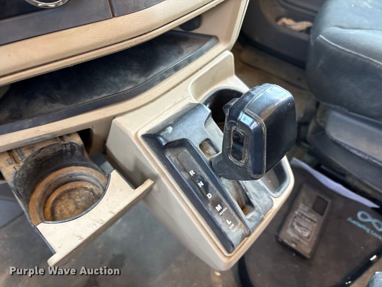 image for item EF1179 2017 Peterbilt 567 dump truck