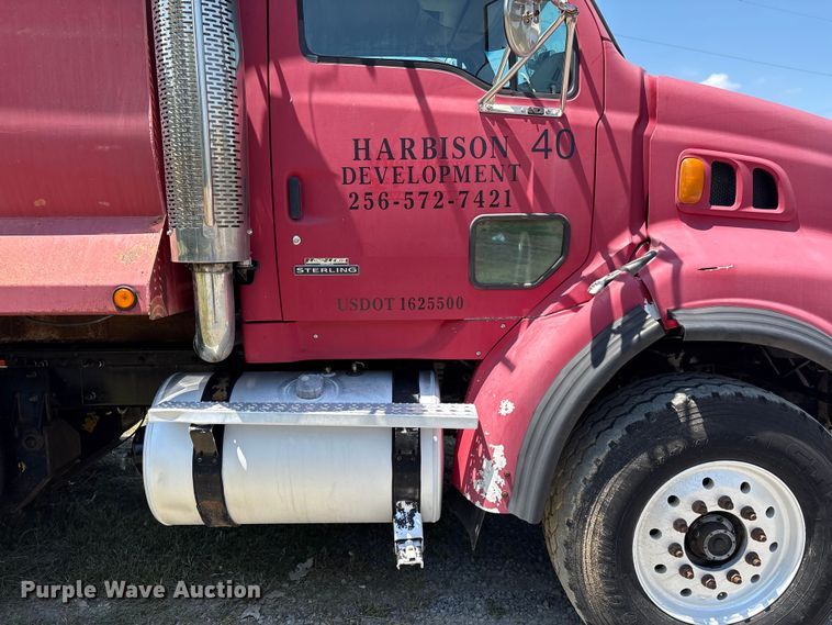image for item EF1180 2007 Sterling L9500 dump truck